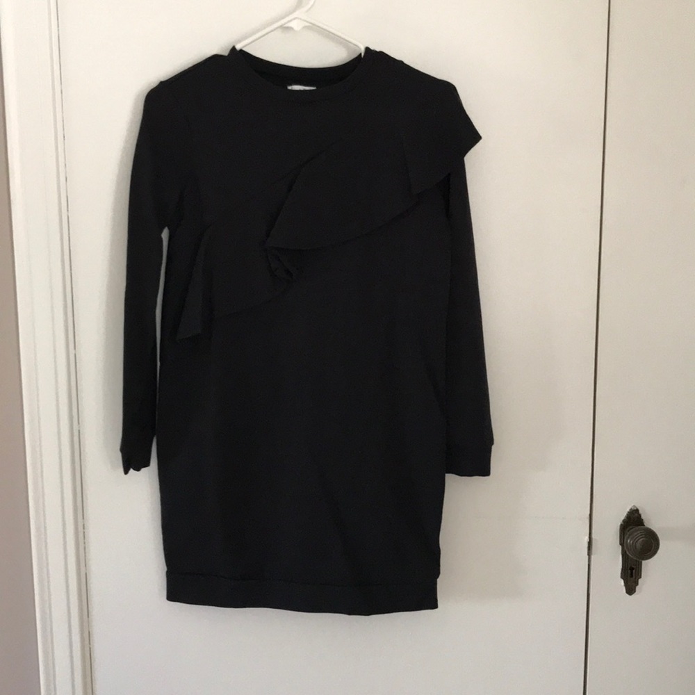 RUFFLE SWEATSHIRT DRESS